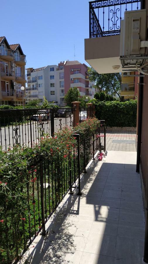 Ferienwohnung Complex Argo Rawda Exterior foto