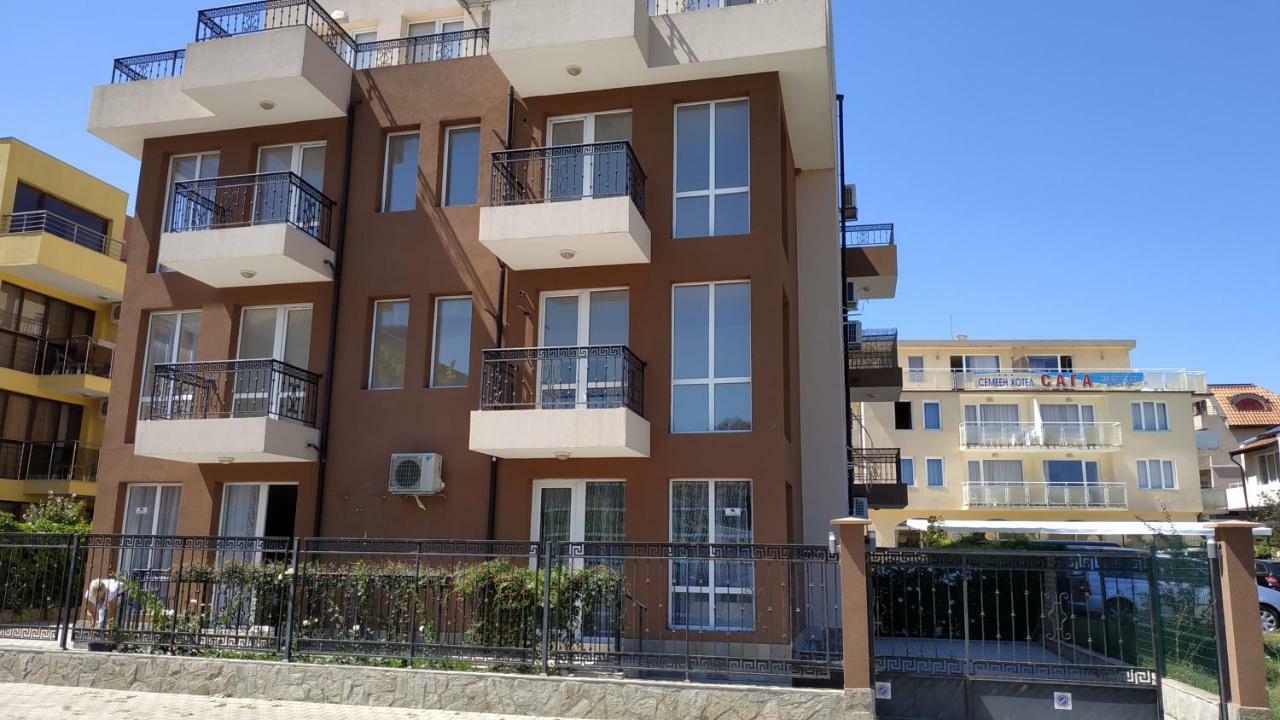 Ferienwohnung Complex Argo Rawda Exterior foto